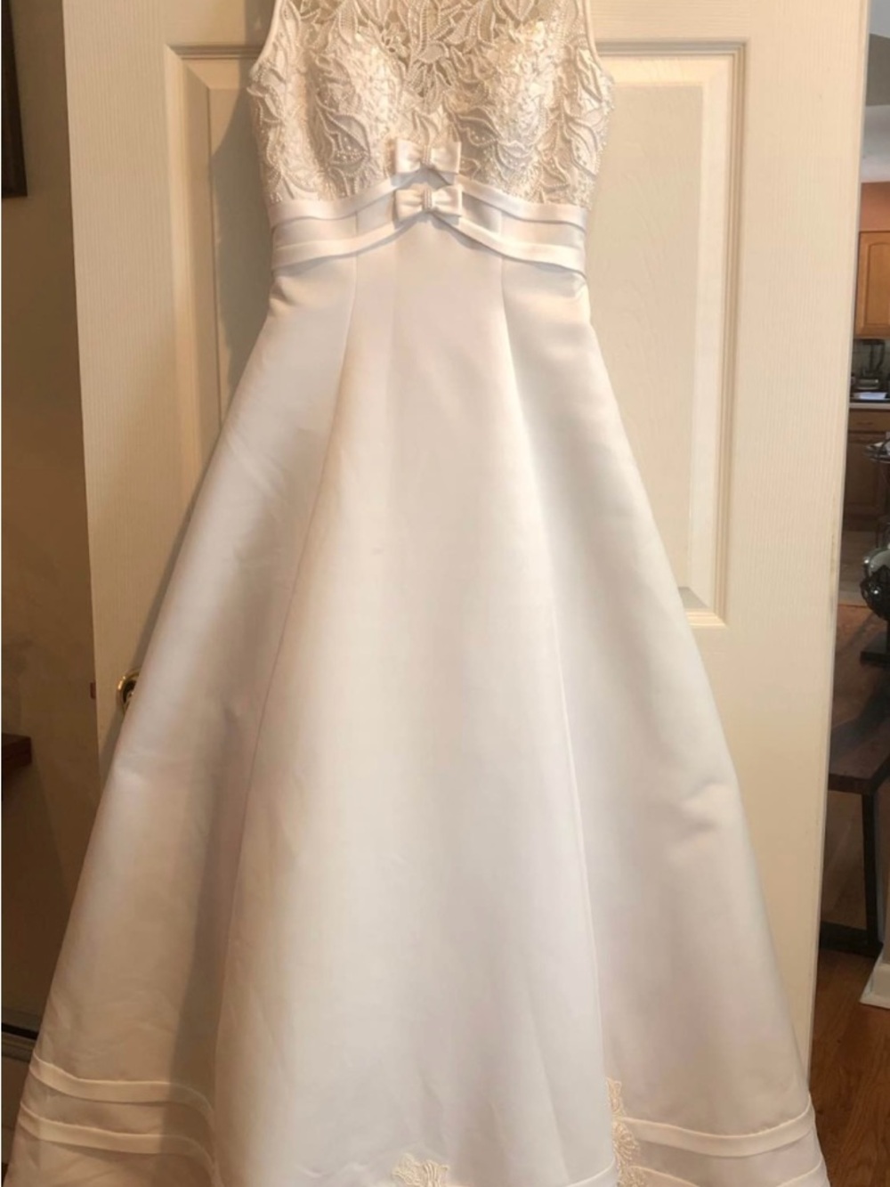 Elegant White Lace Bodice Satin A-Line Wedding Dress